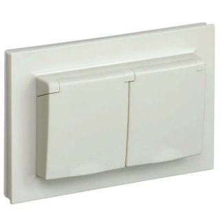 Розетка 2-я с з/к 16А ОУ с крышкой, серия СП BRITE РСбш12-3-44-БрКр, беж. IEK BR-R26-16-44-K10-F